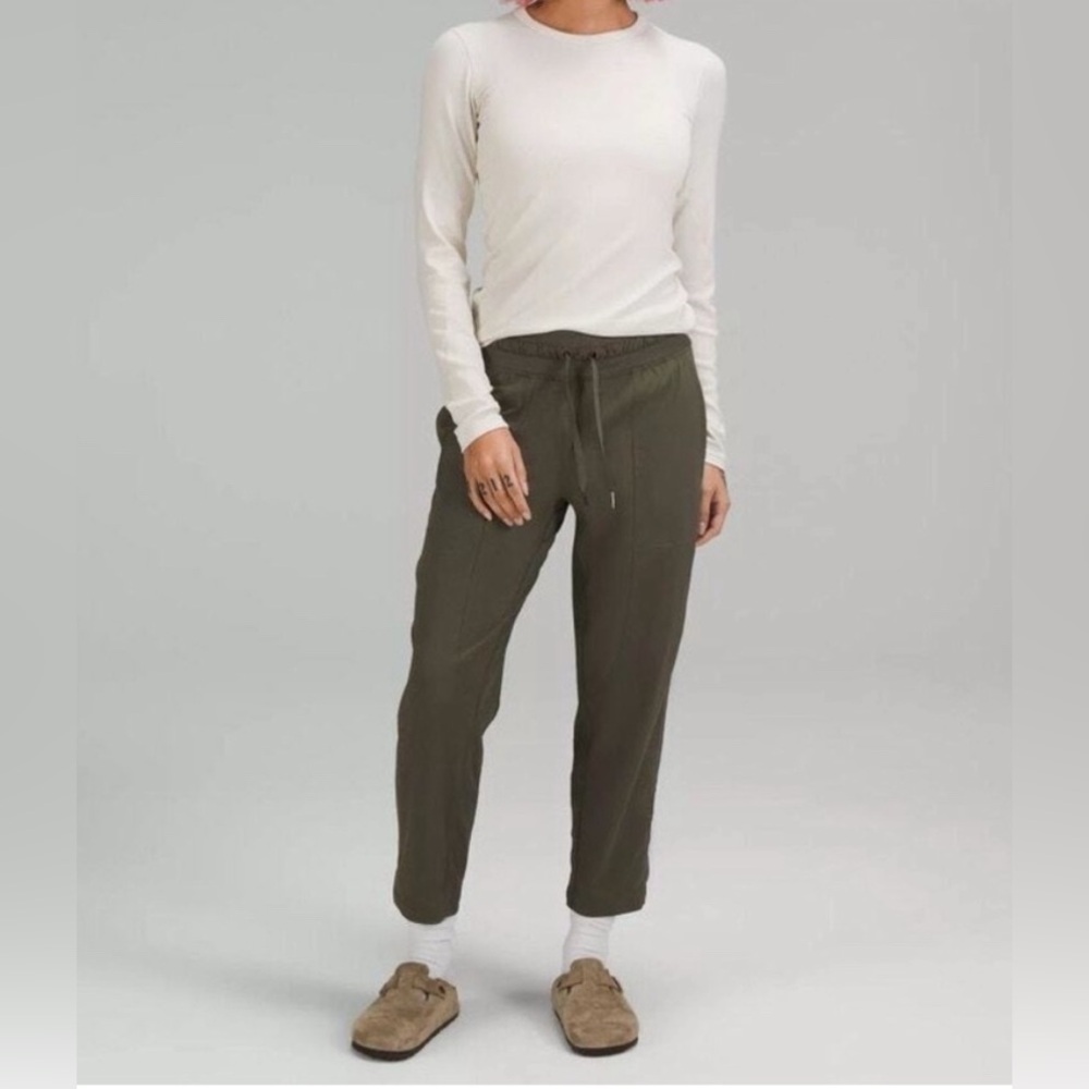 Lululemon Dance Studio Crop 25” Joggers Dark Olive Green Swift Athleisure Lounge
